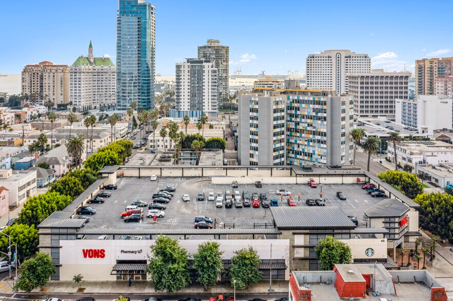 More Photos Of 600 E Broadway, Long Beach Supermarket For Sale