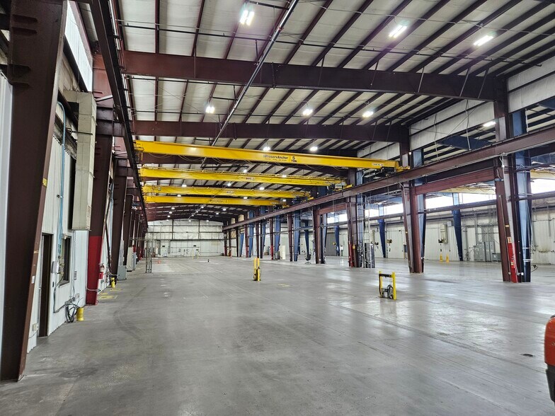 More Photos Of 1121 Buschong St, Houston Warehouse For Lease