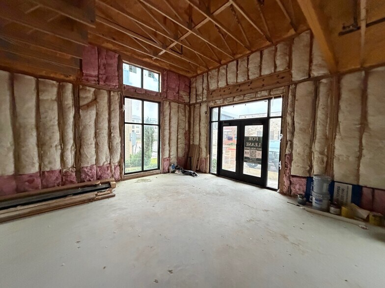 More Photos Of 6835 Communications Pky, Plano Medical For Lease