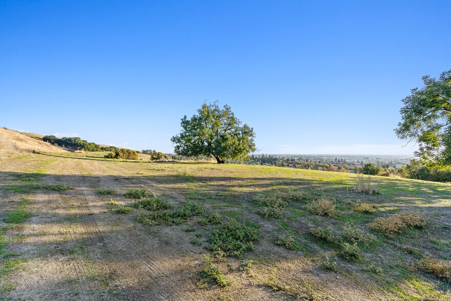 More Photos Of 1995 Old Calaveras Rd, Milpitas Land For Sale