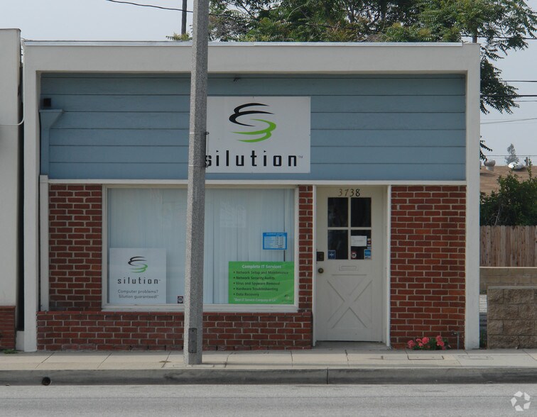 More Photos Of 3738 E Colorado Blvd, Pasadena Storefront Retail Office For Lease