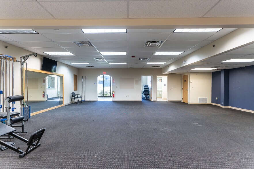 More Photos Of 1150 Hall of Fame Ave, Springfield Health Club For Lease