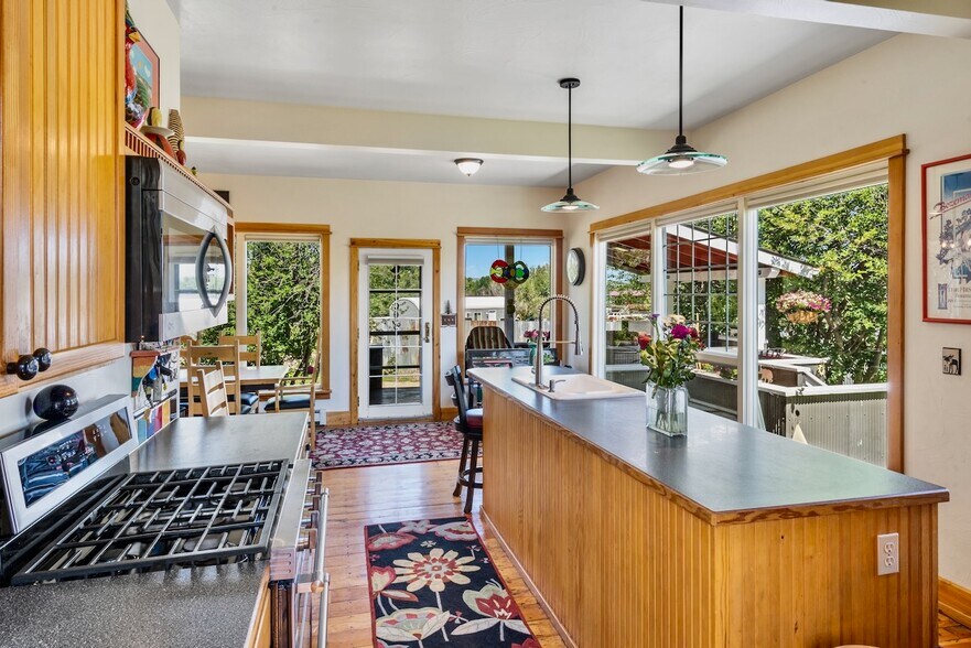 More Photos Of 76413 Gallatin Road, Gallatin Gateway Land For Sale