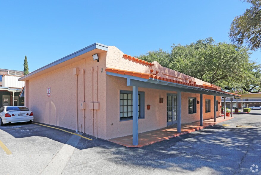 More Photos Of 3617 Broadway, San Antonio Coworking Space