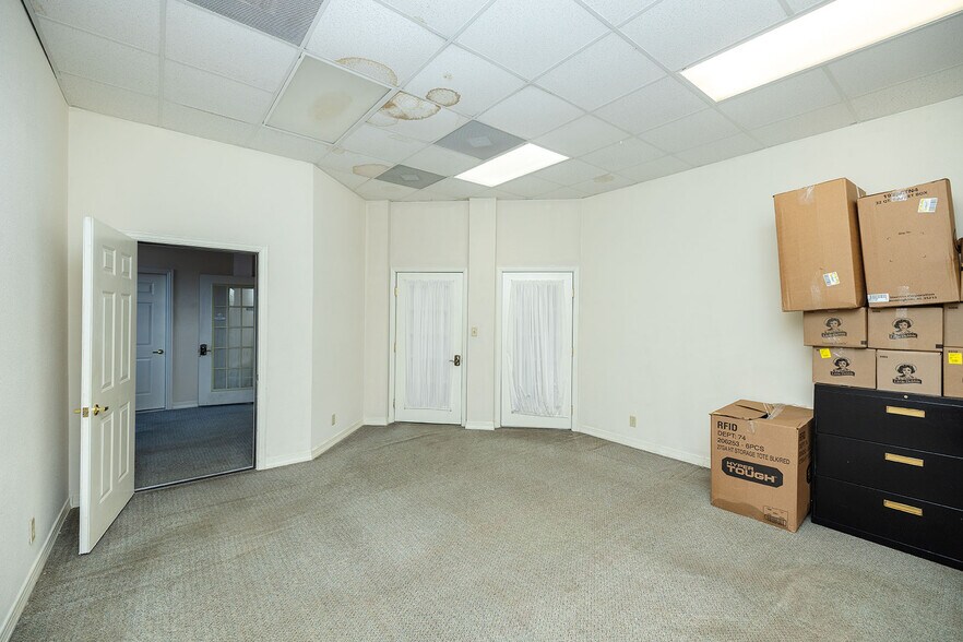 More Photos Of 116 W Pine Ave, El Dorado Office Residential For Sale