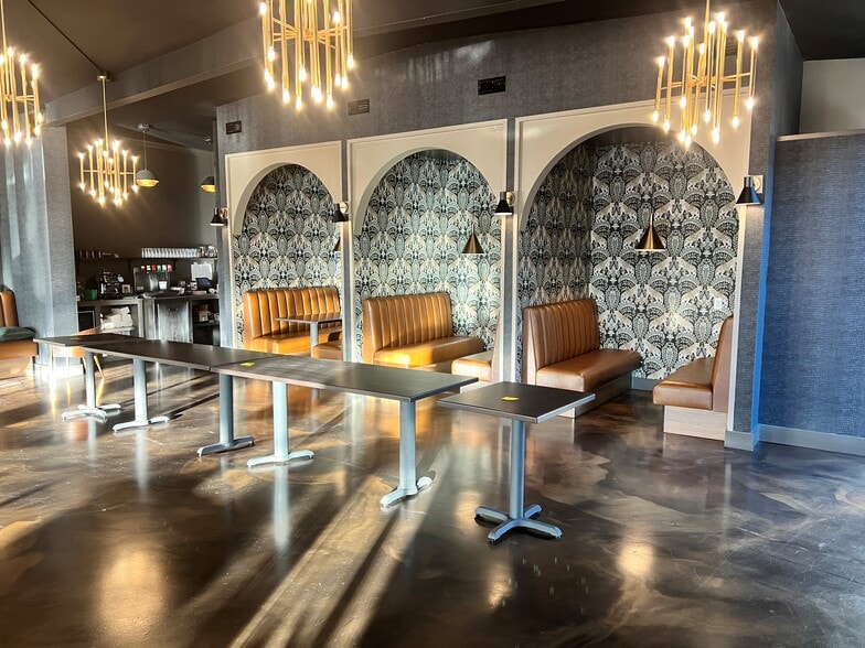 More Photos Of 1019 Jefferson St, Lynchburg Restaurant For Lease