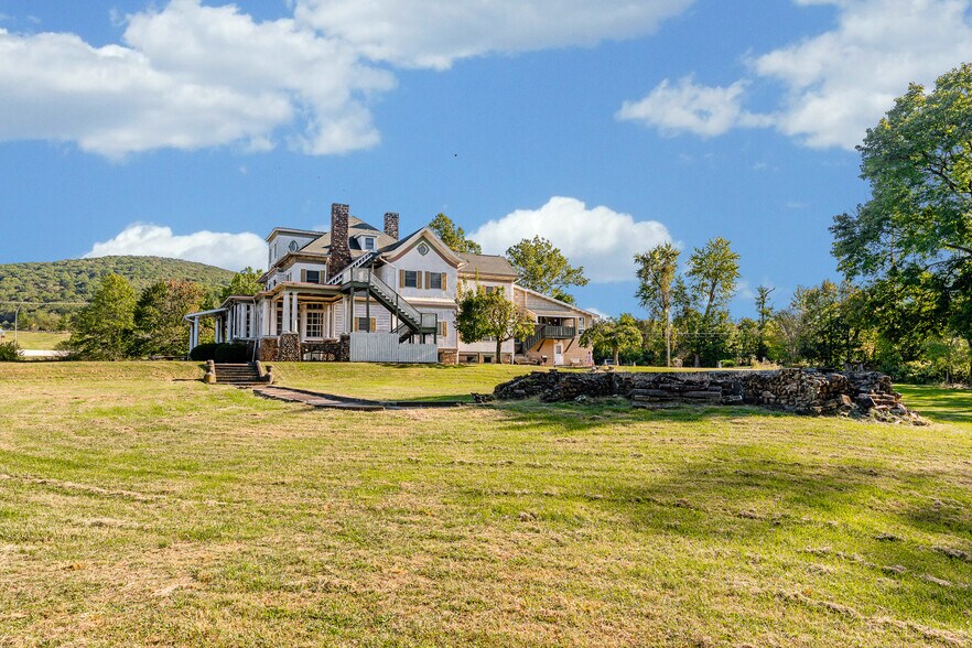 More Photos Of 1266 National Pike, Hopwood Apartments For Sale