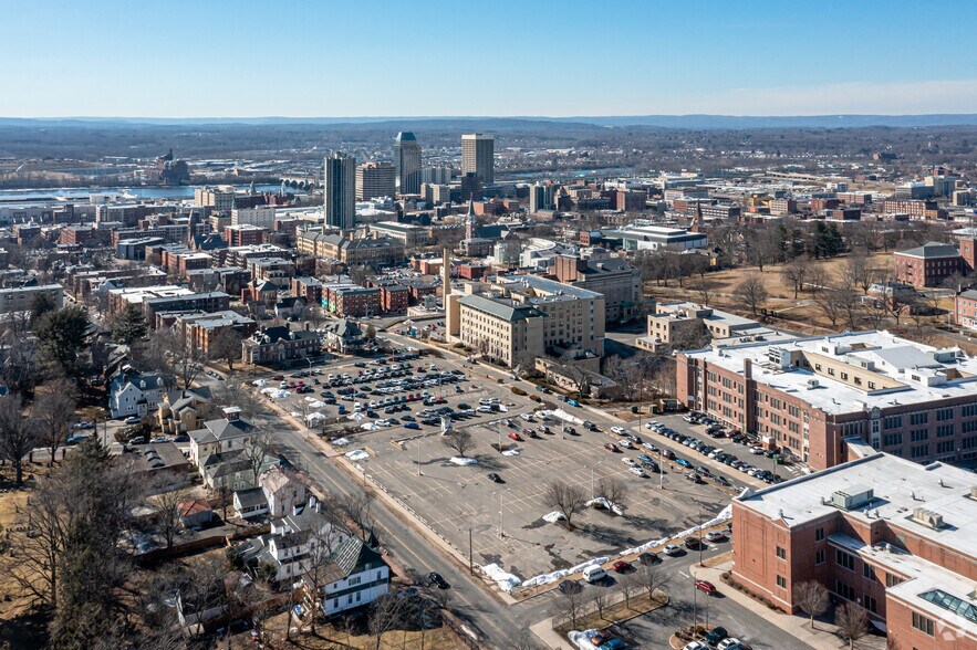 More Photos Of 140 High St, Springfield Unknown For Sale