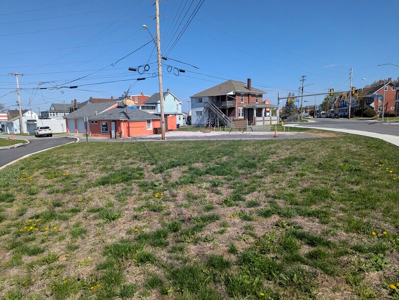 More Photos Of 1066 Mount Rose Ave, York Storefront For Sale