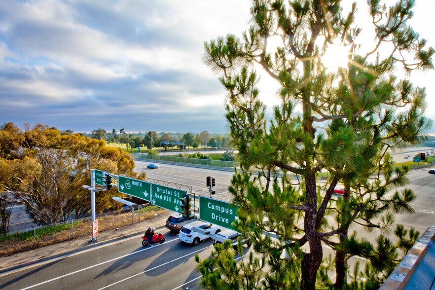 More Photos Of 3700 Campus Dr, Newport Beach Office For Lease