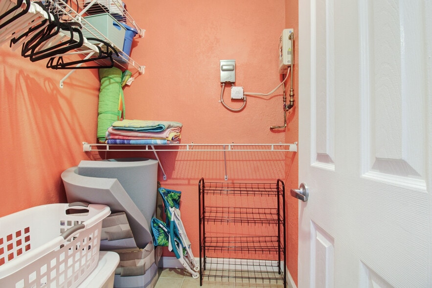 More Photos Of 3401 NE 10th St, Pompano Beach Hotel For Sale