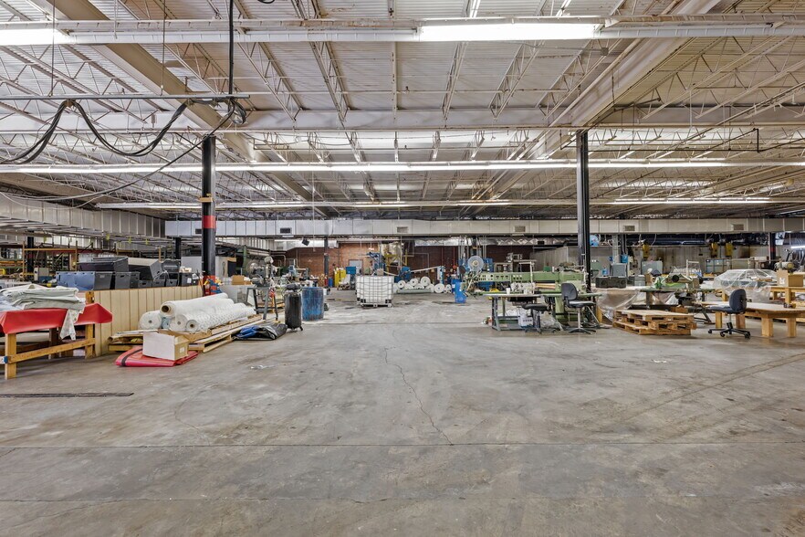 More Photos Of 1000 E Butler Ave, Liberty Manufacturing For Sale