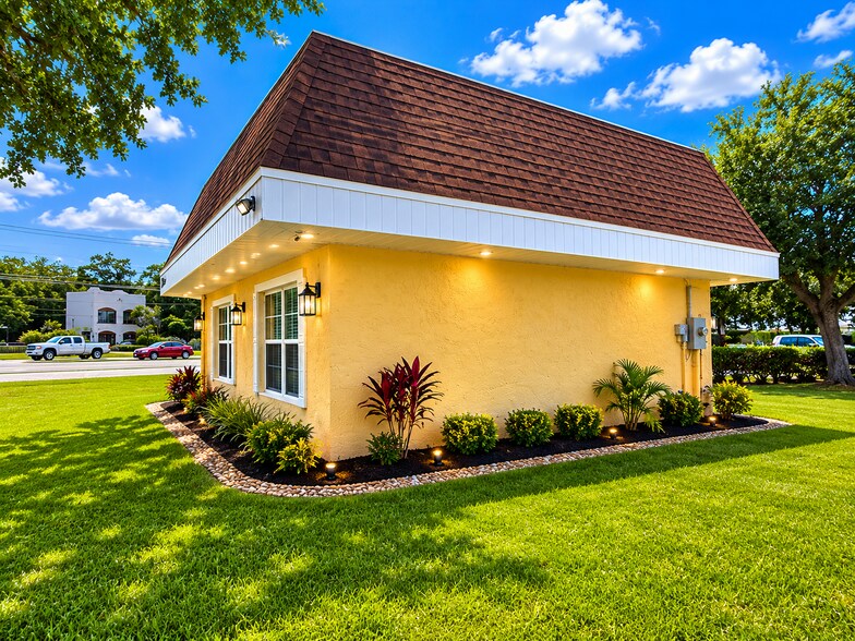 More Photos Of 305 N US Highway 1, Ormond Beach Auto Dealership For Sale