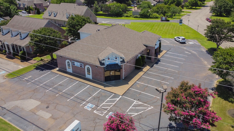 Primary Photo Of 7253 Goodman Rd, Olive Branch Office For Lease