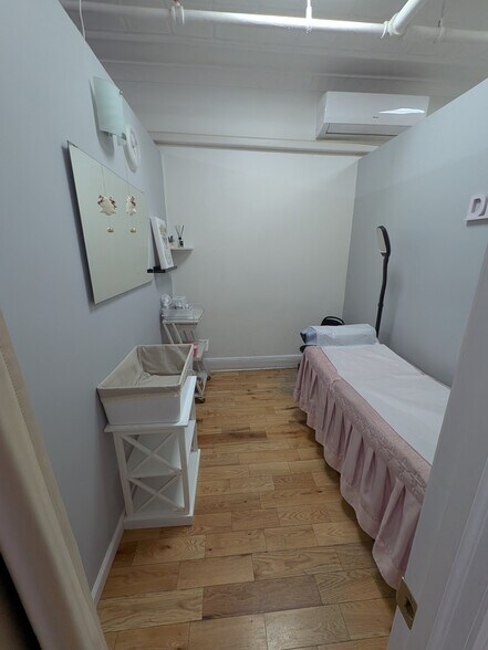 More Photos Of 56 W 39th St, New York Office For Lease