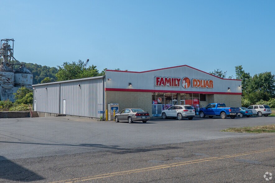 Primary Photo Of 1230 Main St, Wellsville Freestanding For Sale