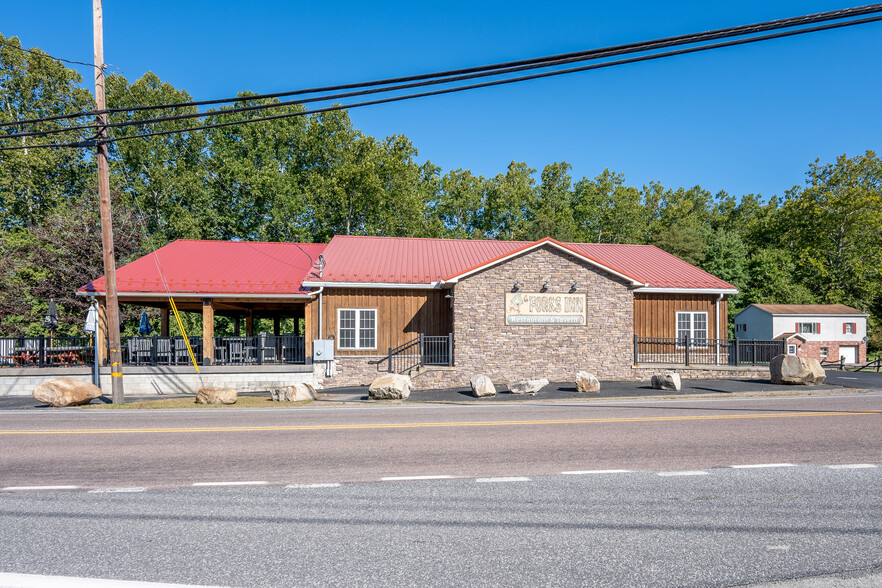 Primary Photo Of 3819 Route 711, Ligonier Restaurant For Sale