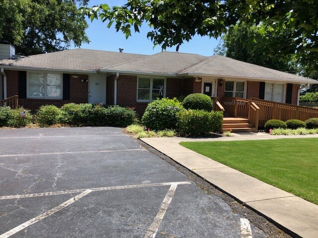 More Photos Of 145 N Main St, Alpharetta Office Residential For Sale