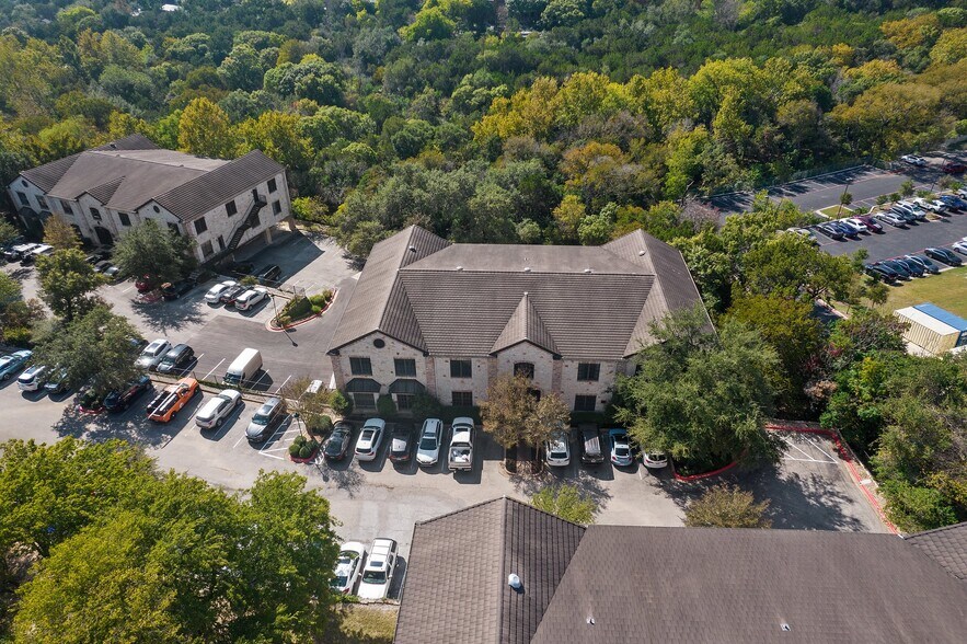 More Photos Of 4407 Bee Caves Rd, West Lake Hills Office Residential For Lease