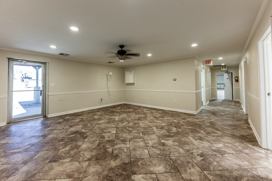 More Photos Of , Huntsville General Retail For Sale