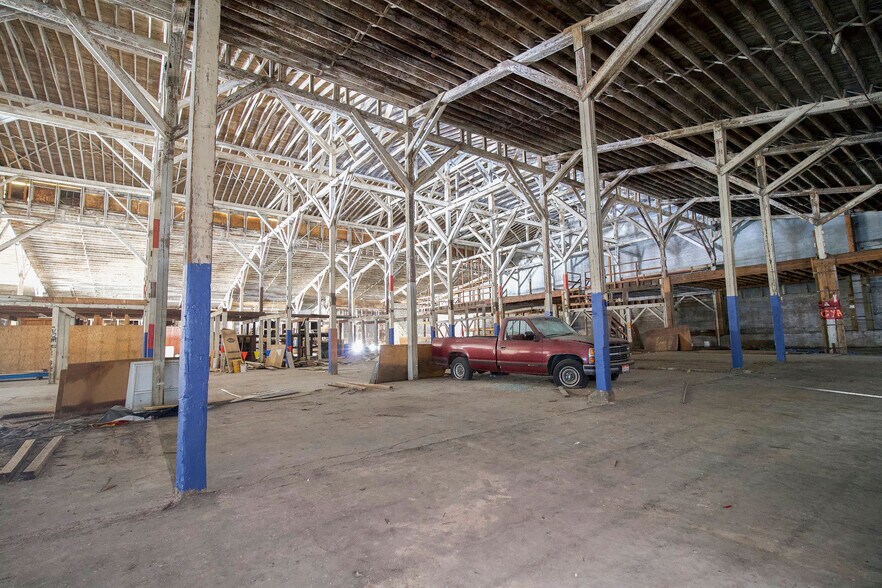 More Photos Of 221 S Walnut Ave, Sidney Warehouse For Sale