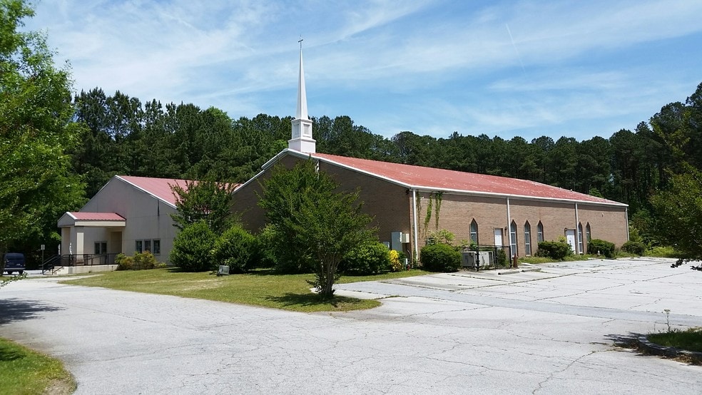 More Photos Of 6270 Red Oak Rd, Atlanta Religious Facility For Sale