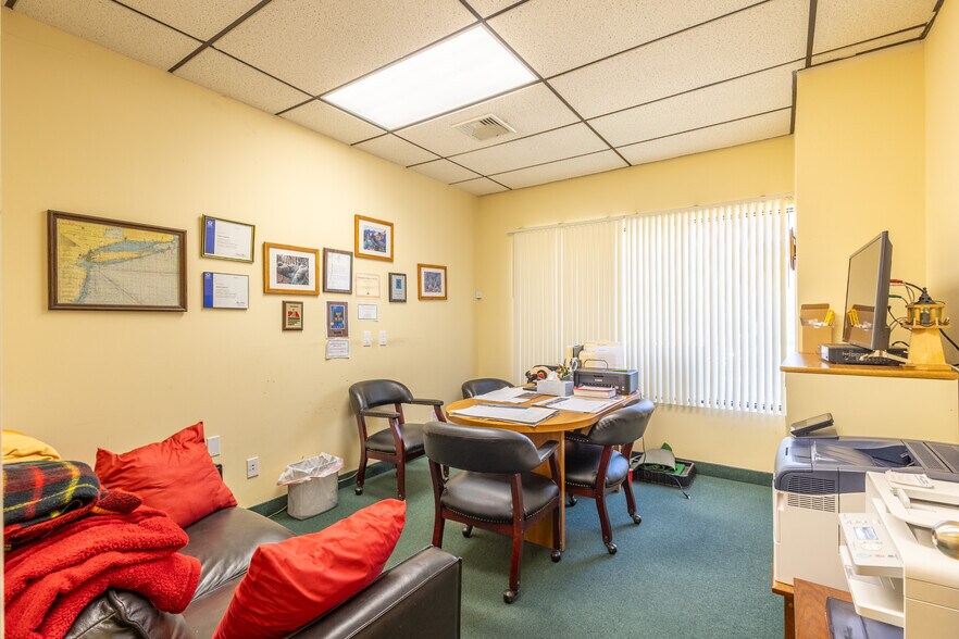 More Photos Of 189 Main Rd, Riverhead Medical For Lease