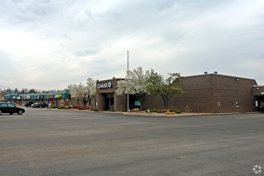 More Photos Of 14407 NE 23rd St, Choctaw Unknown For Lease