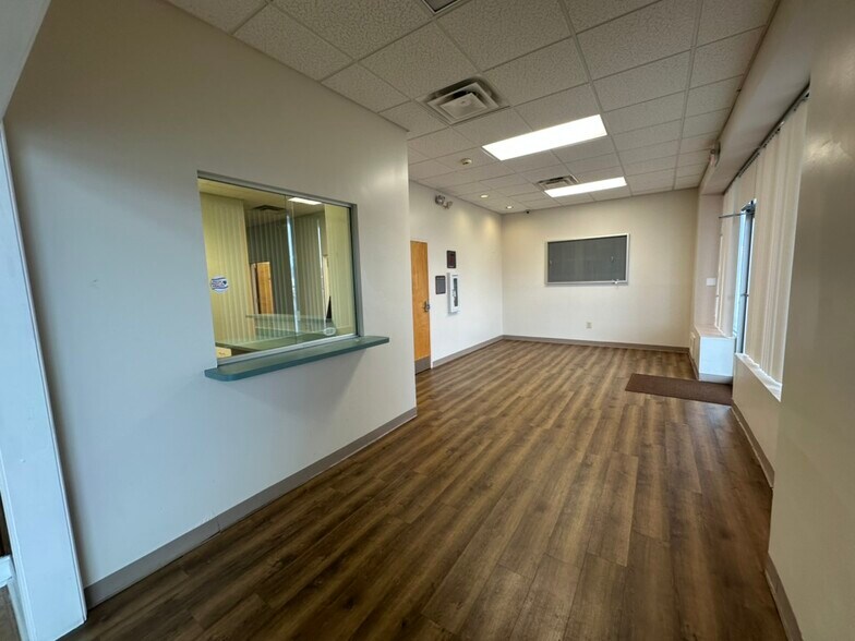 More Photos Of 2808 S Croatan Hwy, Nags Head Office For Lease