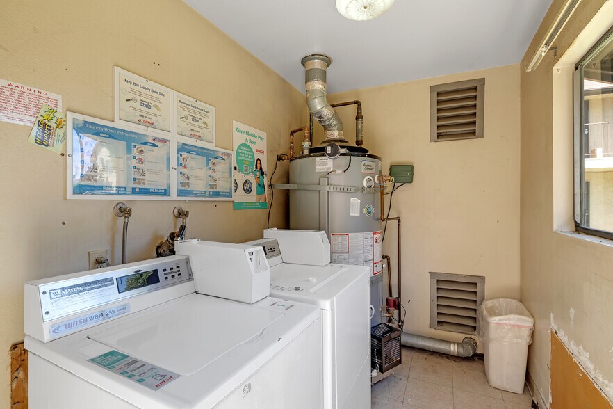 More Photos Of 1629 W Ball Rd, Anaheim Apartments For Sale