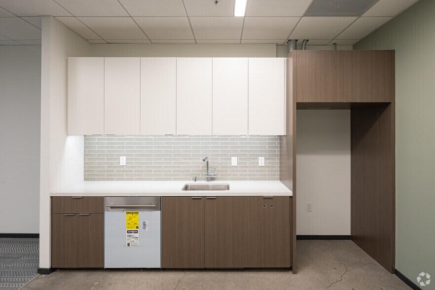 Photo of 7th Floor Ste 770