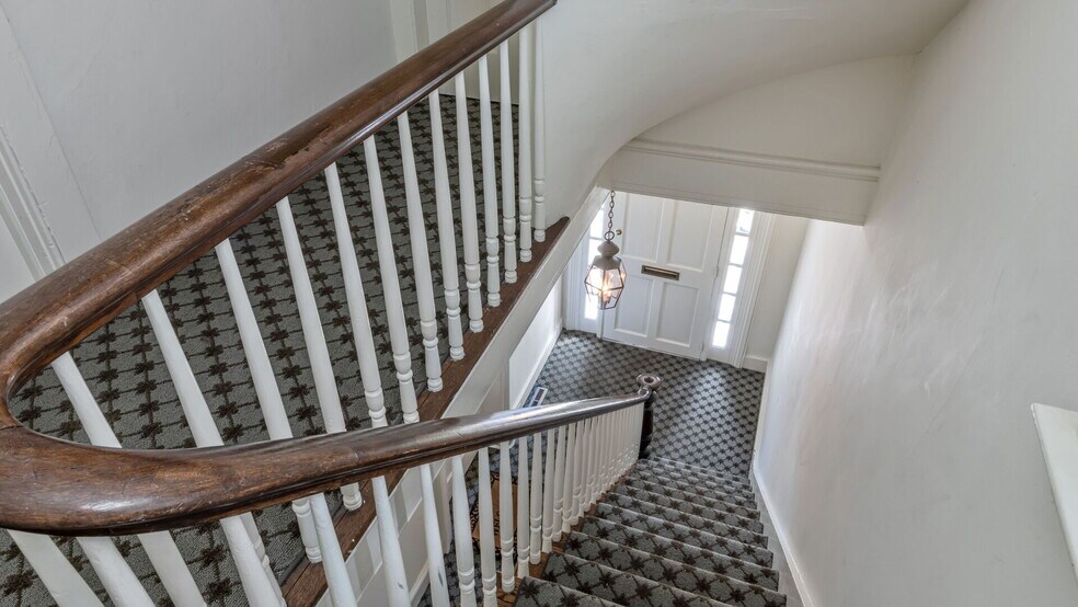 More Photos Of 129 Washington St, Morristown Office For Lease