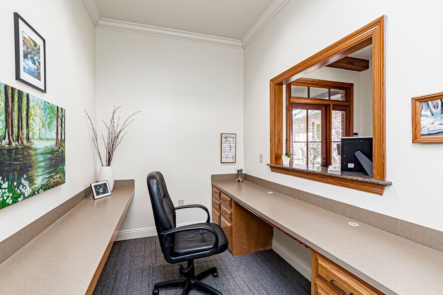 More Photos Of 4603 Bluebonnet Blvd, Baton Rouge Office For Sale