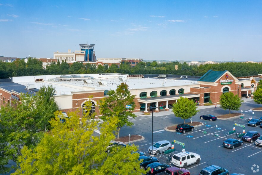 More Photos Of 15235 John J Delaney Dr, Charlotte Unknown For Lease