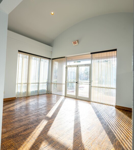 More Photos Of 2225 Avenue J, Arlington Office For Sale