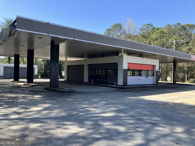 Primary Photo Of 1325 Holcomb Bridge Rd, Roswell Service Station For Sale