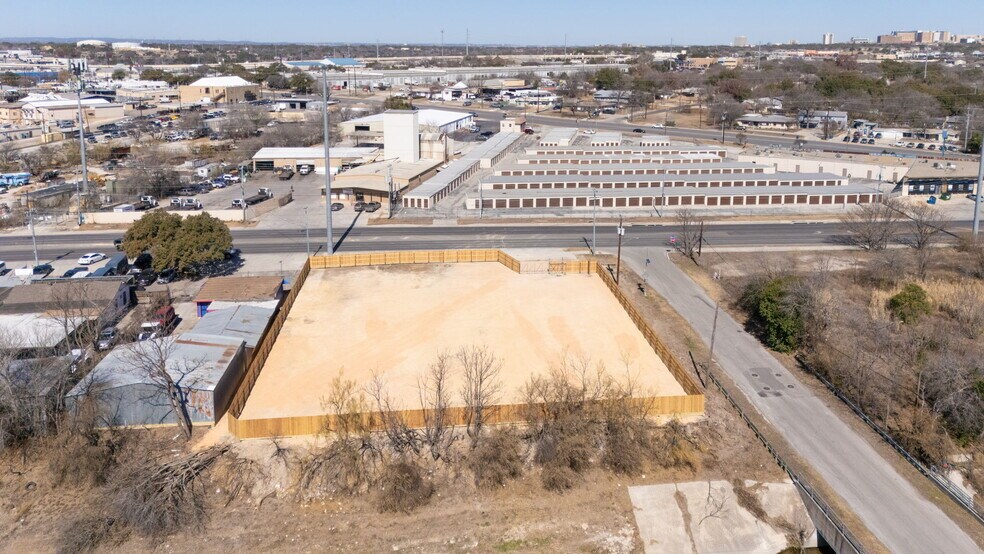 More Photos Of 5044 Callaghan Rd, San Antonio Land For Lease