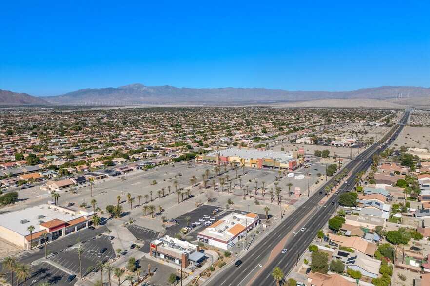 More Photos Of 31033 Date Palm Dr, Cathedral City Storefront For Sale