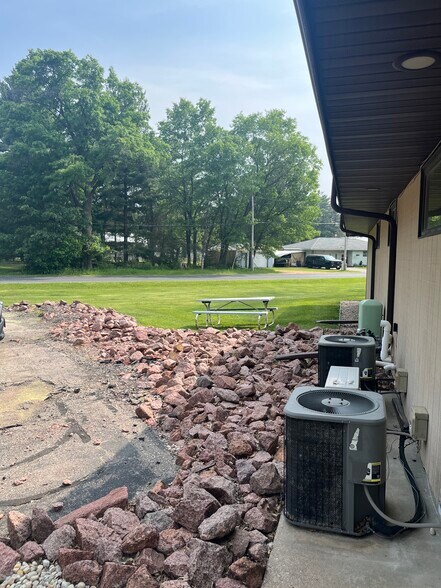 More Photos Of 3504 E Maria Dr, Stevens Point Medical For Sale