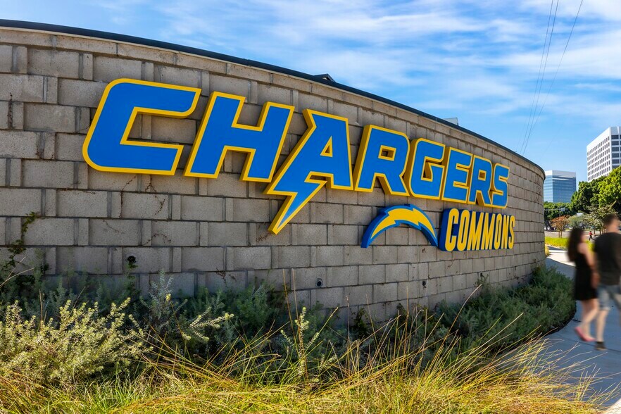 More Photos Of 2160 E El Segundo Blvd, El Segundo Unknown For Lease