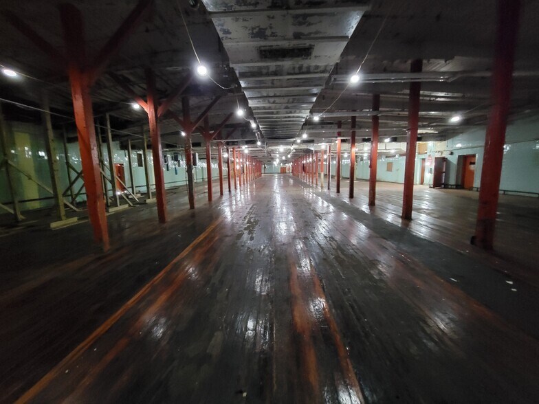 More Photos Of 501 N Mountain St, Cherryville Industrial For Sale