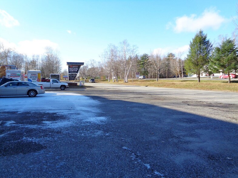 More Photos Of 20-32 Balsam Dr, Millinocket Office Residential For Lease