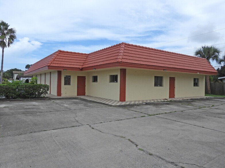 More Photos Of 2261 Sarno Rd, Melbourne Office For Lease