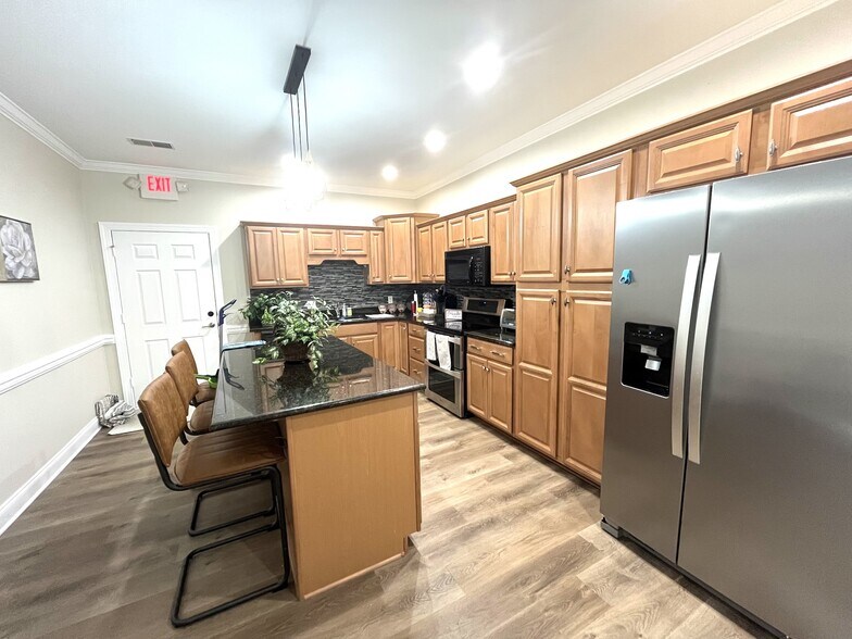 More Photos Of , Mount Juliet Office For Sale