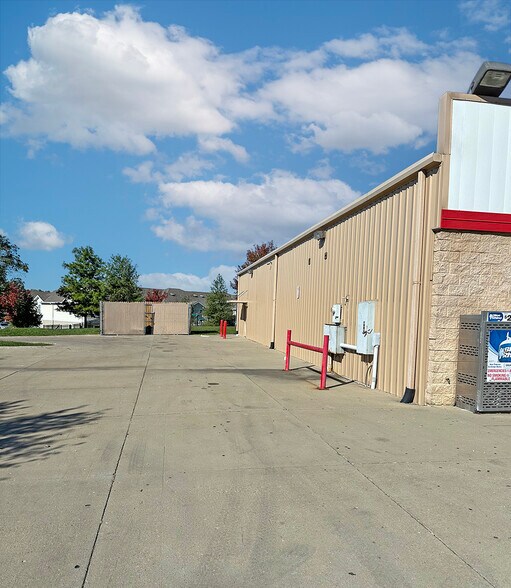 More Photos Of 10255 Dixie Hwy, Florence Freestanding For Lease