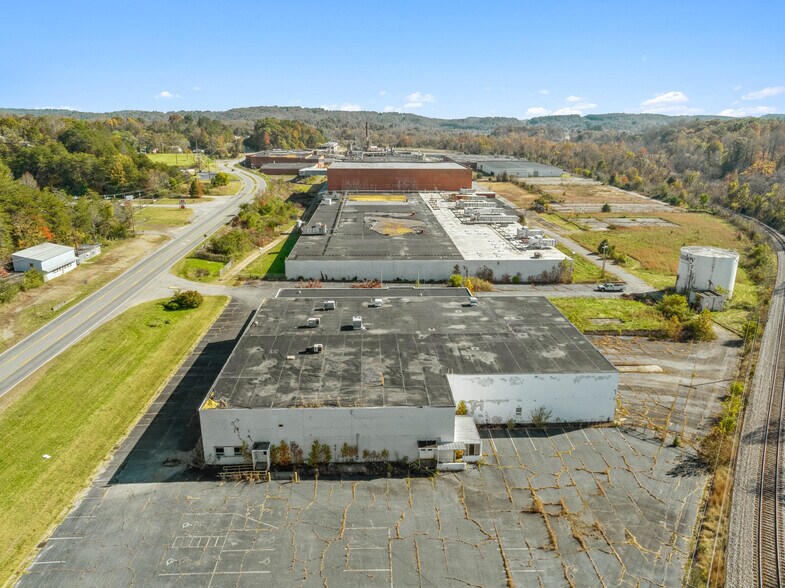 More Photos Of 1641 Fairystone Park Hwy, Stanleytown Warehouse For Sale