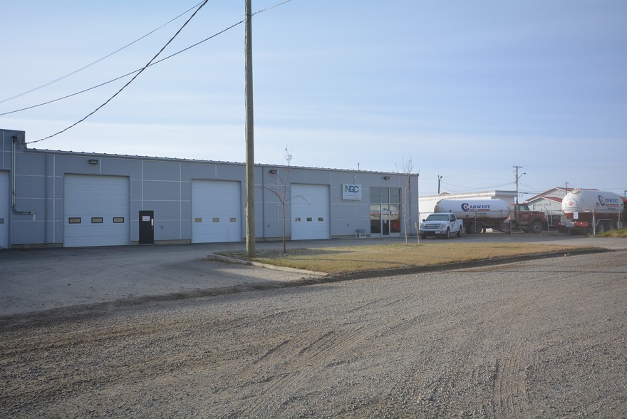 Primary Photo Of 10803 91 Ave, Fort St John Warehouse For Sale