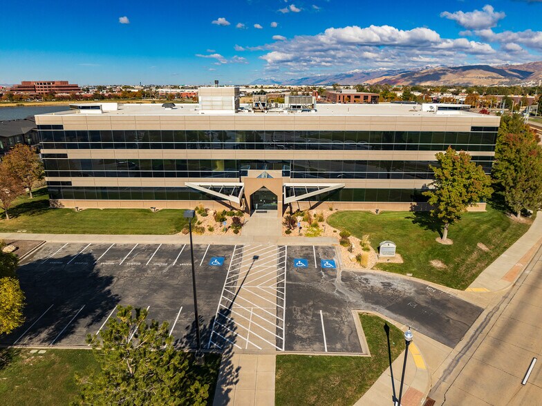 More Photos Of 2850 Decker Lake Dr, West Valley Unknown For Lease