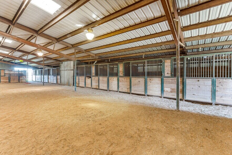 More Photos Of 7000 Hill City Hwy, Tolar Manufactured Housing Mobile Home Park For Sale