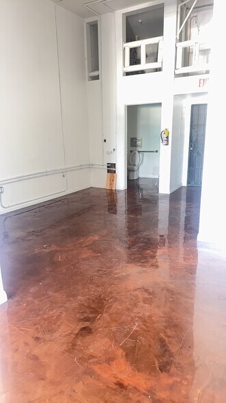 More Photos Of 848 N La Cienega Blvd, Los Angeles Unknown For Lease